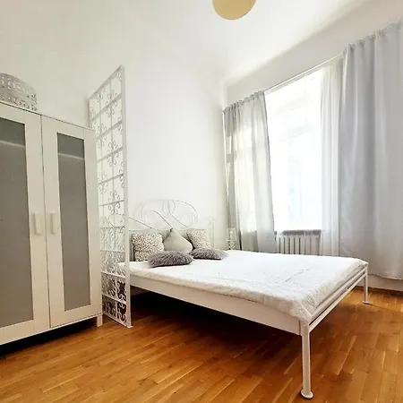 Appartamento Przytulne W Centrum Warszawy Lok 2 *