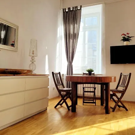 Apartment Przytulne W Centrum Warszawy Lok 2